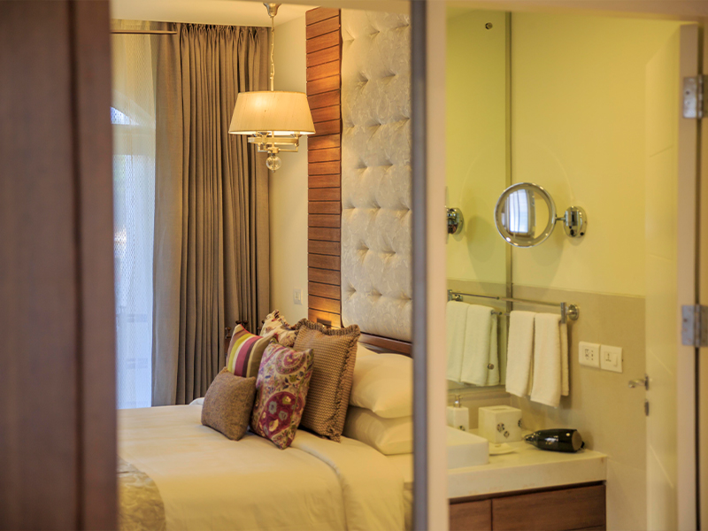 View 1 of Riverside Room