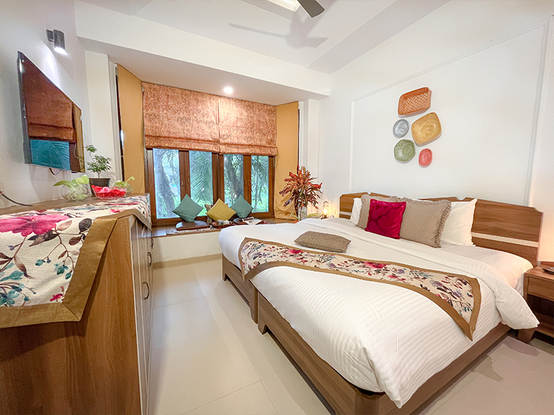 View 2 of Royal Suite